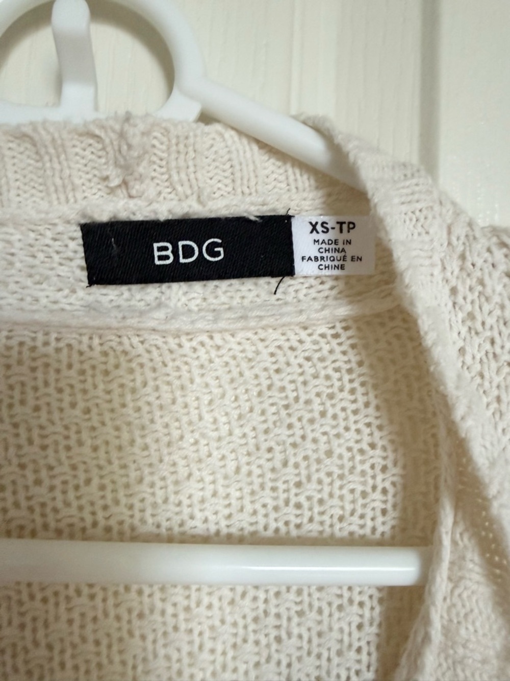 BDG: Open-Front Cream Knit Cardigan - Size XS - Picture 3 of 4